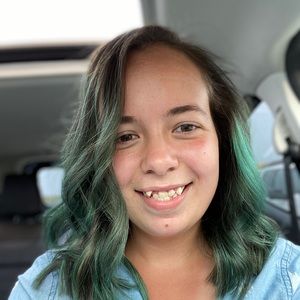 Meet your Posher, Nichole